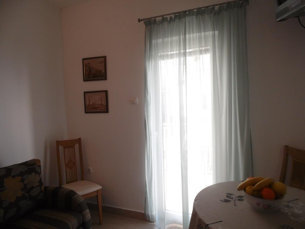 Apartments Slavica Jovanovic スヴェティ・ステファン 部屋 写真