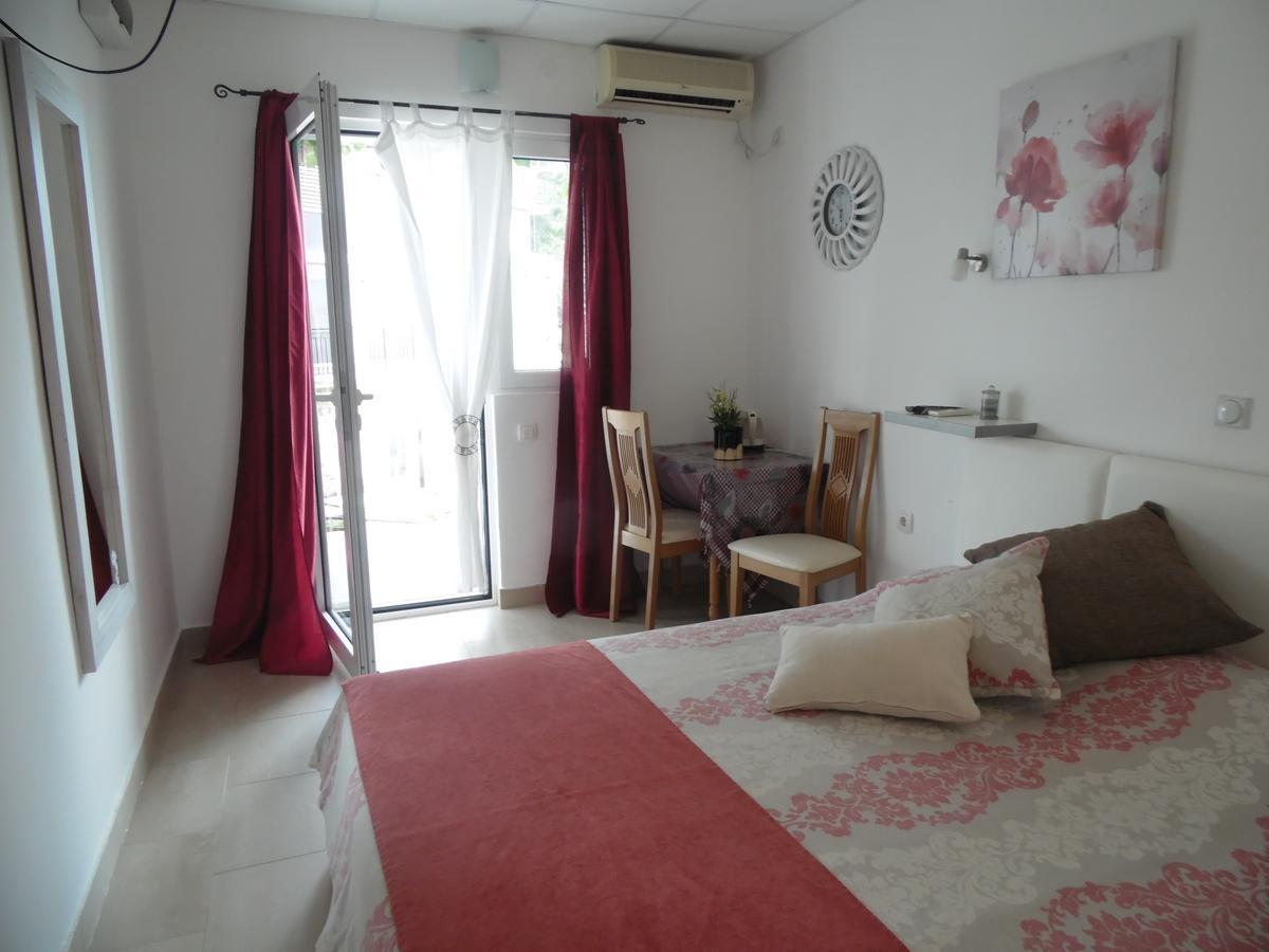Apartments Slavica Jovanovic スヴェティ・ステファン エクステリア 写真